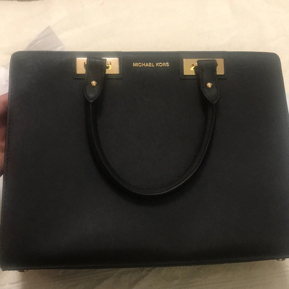 Micheal Kors large